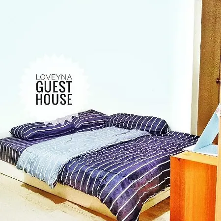 Loveyna Guest House Kuantan Exterior photo
